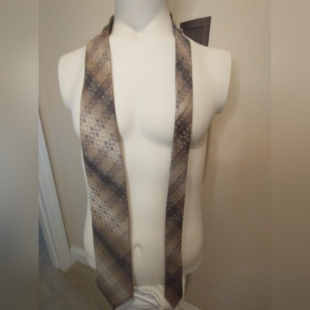 Van Heusen Brown and Tan Geometric Patterned Men's Silk Tie